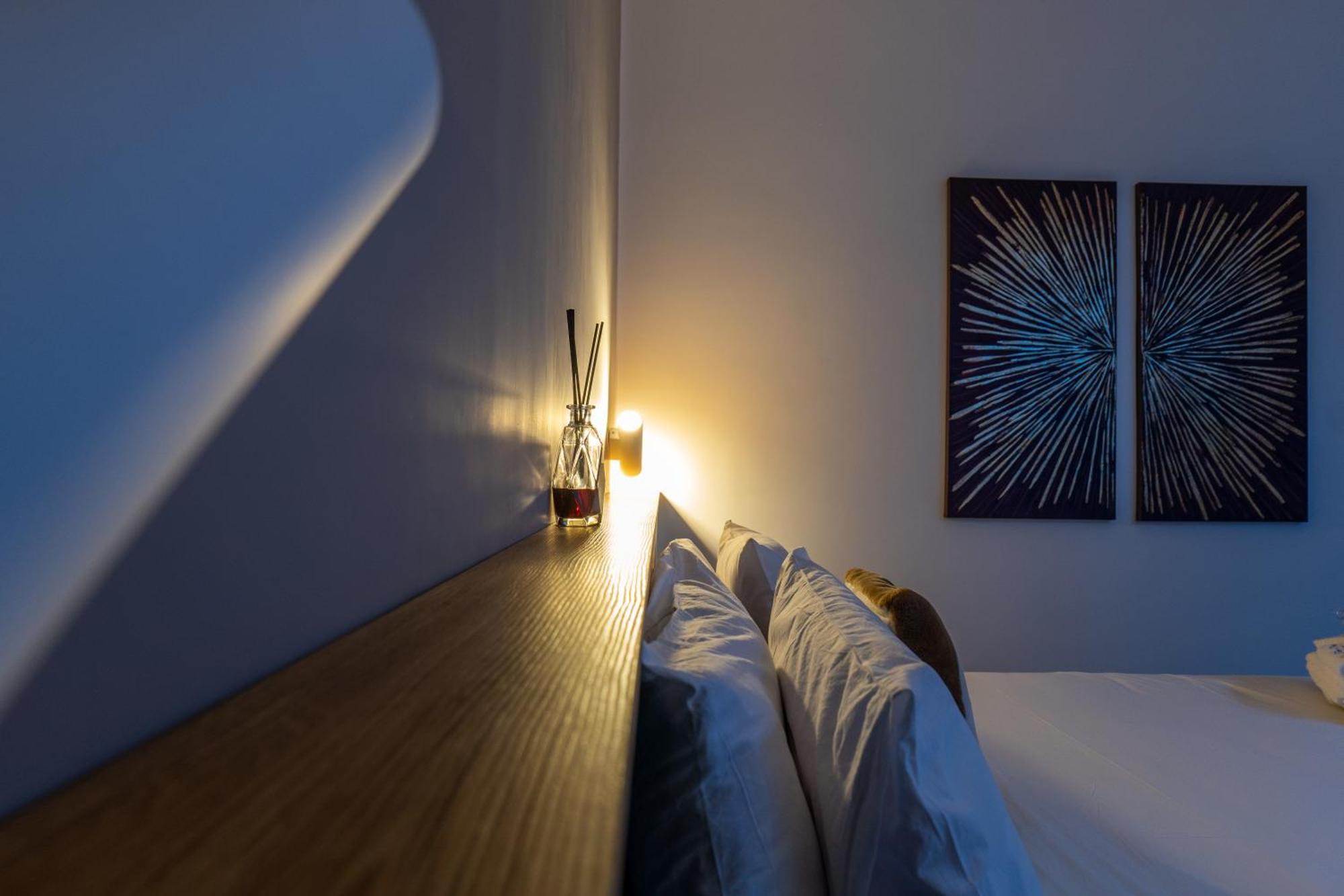 Three Moons Boutique House/Calypso Apartment Salerno Bagian luar foto